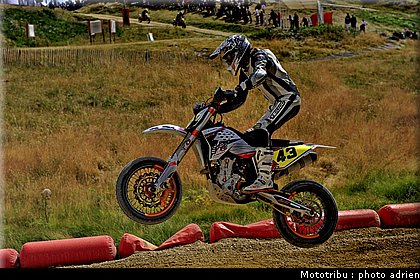 fura_05_supermotard_alp_huez_2009.jpg