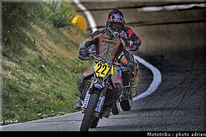 gauthereau_09_supermotard_alp_huez_2009.jpg