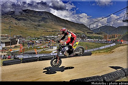jacquelin_12_supermotard_alp_huez_2009.jpg