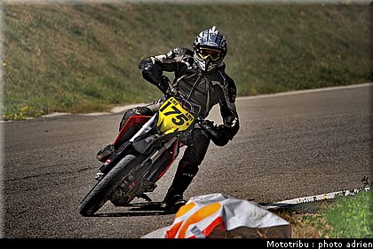 lescuyer_1_supermotard_alp_huez_2009.jpg