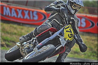 lescuyer_5_supermotard_alp_huez_2009.jpg