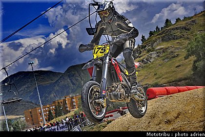 lescuyer_6_supermotard_alp_huez_2009.JPG