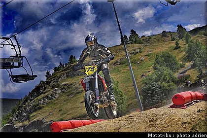 lescuyer_7_supermotard_alp_huez_2009.jpg