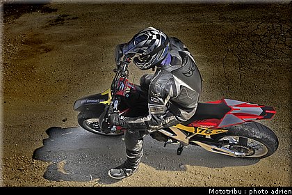 lescuyer_8_supermotard_alp_huez_2009.jpg