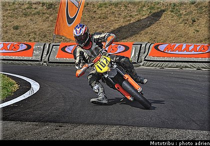 maire_04_supermotard_alp_huez_2009.jpg