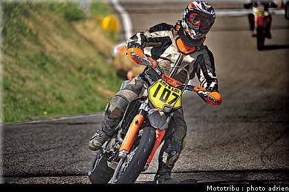 maire_07_supermotard_alp_huez_2009.jpg