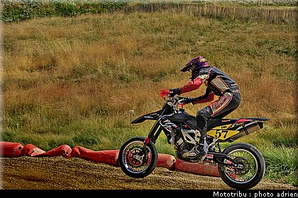 merchadou_02_supermotard_alp_huez_2009.jpg