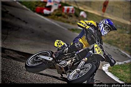 morel_k_10_supermotard_alp_huez_2009.jpg