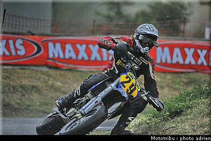 poulain_05_supermotard_alp_huez_2009.jpg