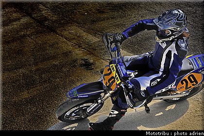 poulain_10_supermotard_alp_huez_2009.jpg