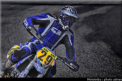 poulain_17_supermotard_alp_huez_2009.jpg