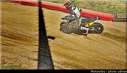 precop_12_supermotard_alp_huez_2009.jpg