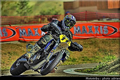richer_19_supermotard_alp_huez_2009.jpg