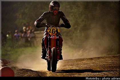 rolland_13_supermotard_alp_huez_2009.jpg