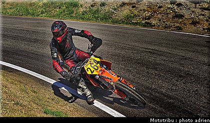 rolland_14_supermotard_alp_huez_2009.jpg