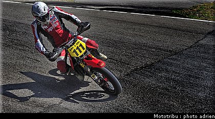 taurel_24_supermotard_alp_huez_2009.jpg