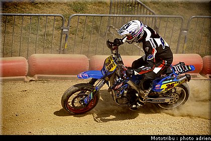 vincent_13_supermotard_alp_huez_2009.jpg