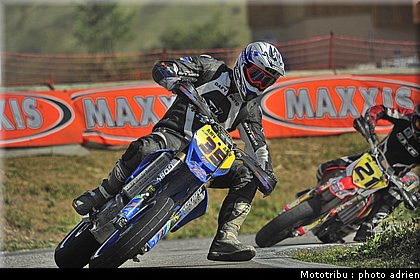 vincent_22_supermotard_alp_huez_2009.jpg