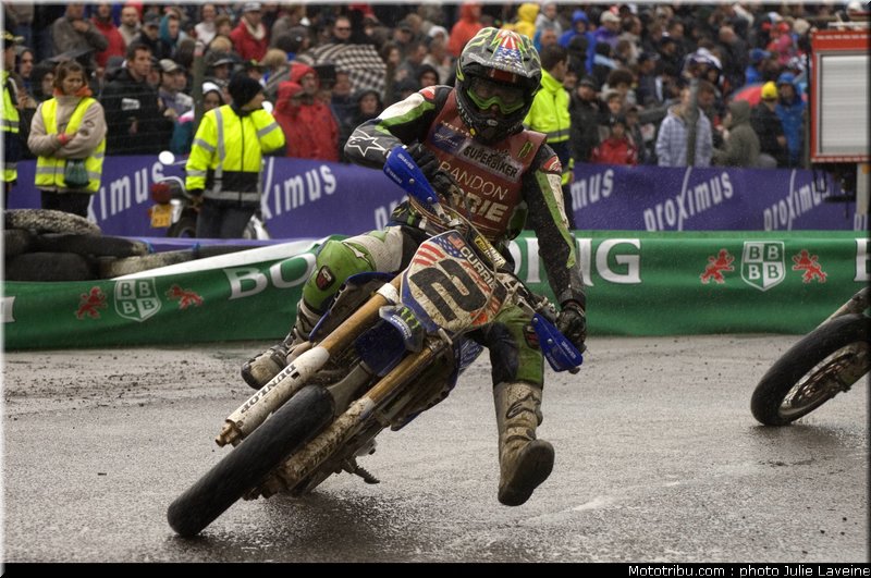 currie_2_superbiker_mettet_2009