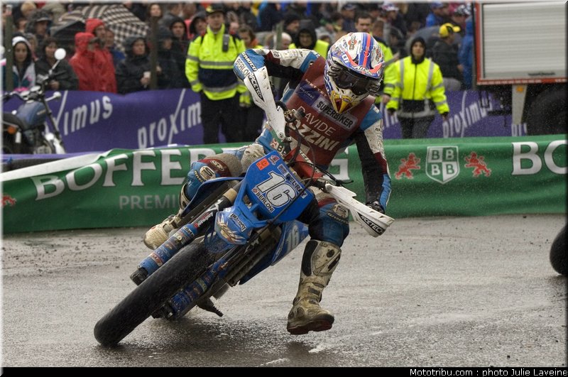 gozzini_1_superbiker_mettet_2009