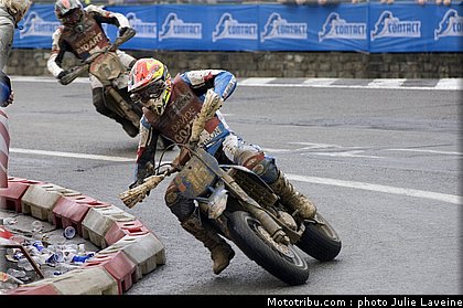 gozzini_2_superbiker_mettet_2009.jpg