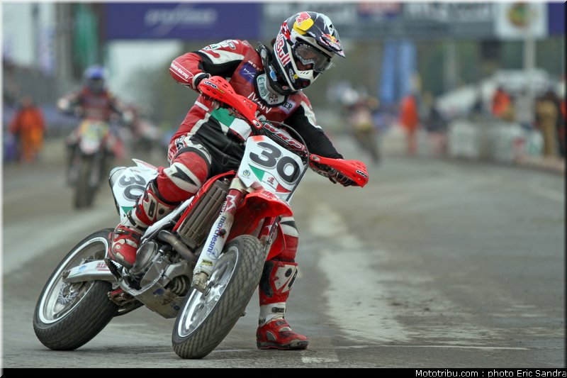 lazzarini_2_superbiker_mettet_2009