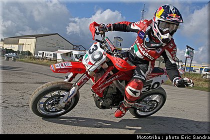 lazzarini_4_superbiker_mettet_2009.jpg
