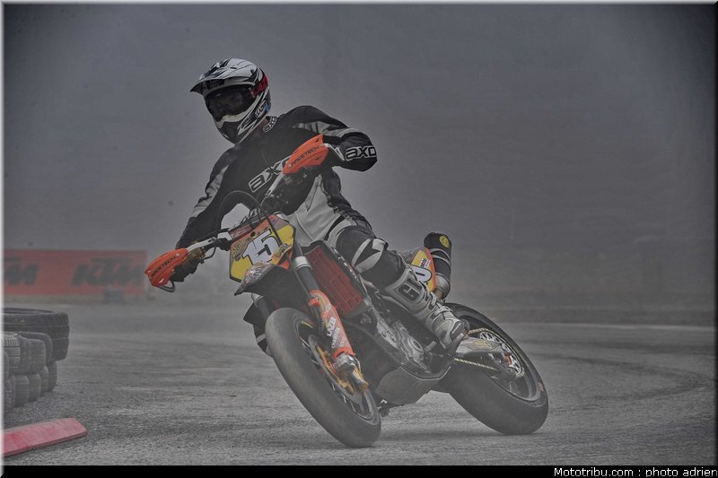 deridder_22_supermoto_andorre_2009