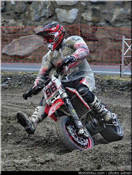 hlad_12_supermoto_andorre_2009