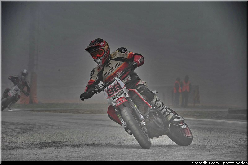 hlad_19_supermoto_andorre_2009