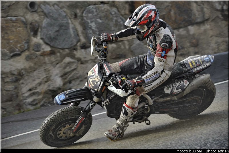 hogdson_04_supermoto_andorre_2009