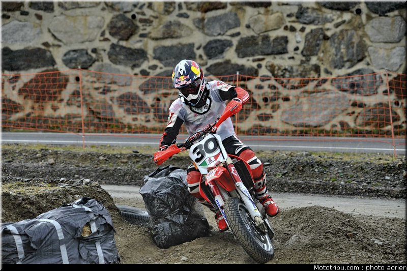 lazzarini_42_supermoto_andorre_2009
