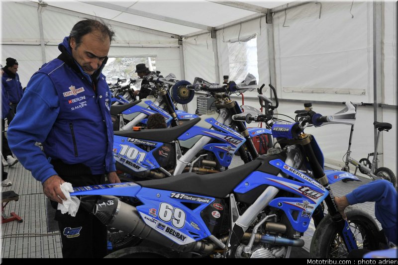 paddock_20_supermoto_andorre_2009