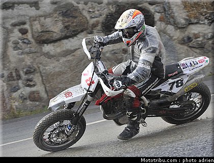 bartolini_05_supermoto_andorre_2009.jpg