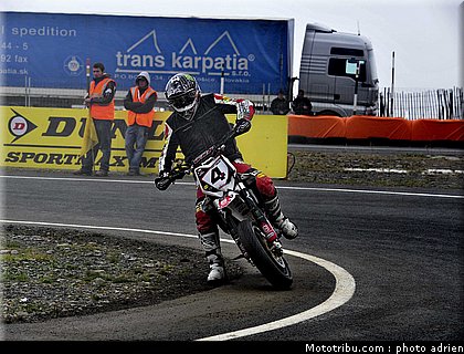 chareyre_t_21_supermoto_andorre_2009.jpg