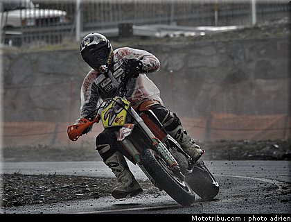 cucharrera_01_supermoto_andorre_2009.jpg