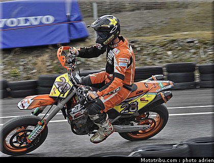 cucharrera_17_supermoto_andorre_2009.jpg