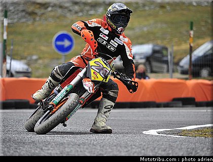 cucharrera_20_supermoto_andorre_2009.jpg