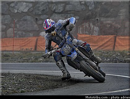 gozzini_20_supermoto_andorre_2009.jpg