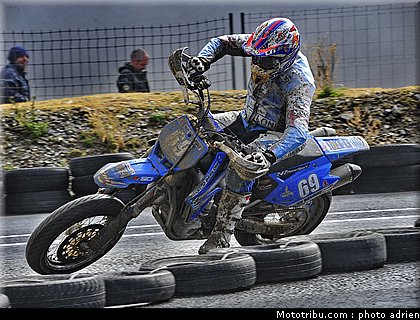 gozzini_25_supermoto_andorre_2009.jpg