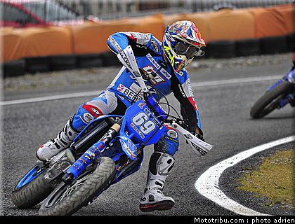 gozzini_36_supermoto_andorre_2009.jpg