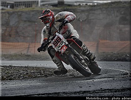 hlad_02_supermoto_andorre_2009.jpg