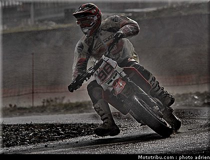 hlad_26_supermoto_andorre_2009.jpg