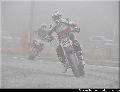 iddon_23_supermoto_andorre_2009.jpg