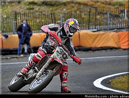 lazzarini_17_supermoto_andorre_2009.jpg