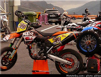 paddock_08_supermoto_andorre_2009.jpg
