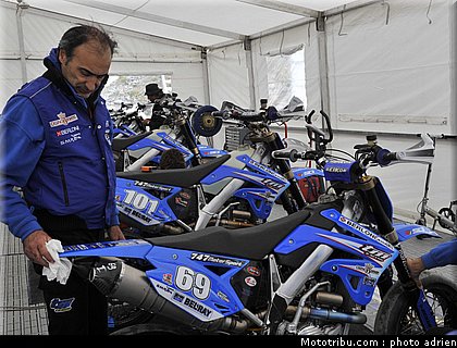 paddock_20_supermoto_andorre_2009.jpg