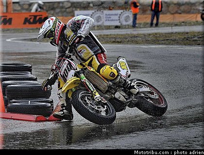 seel_26_supermoto_andorre_2009.jpg