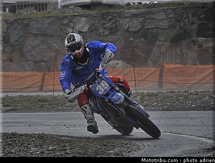 serafini_01_supermoto_andorre_2009.jpg