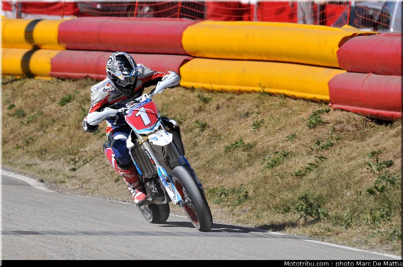 supermotard_blot_01_alp_huez_2010